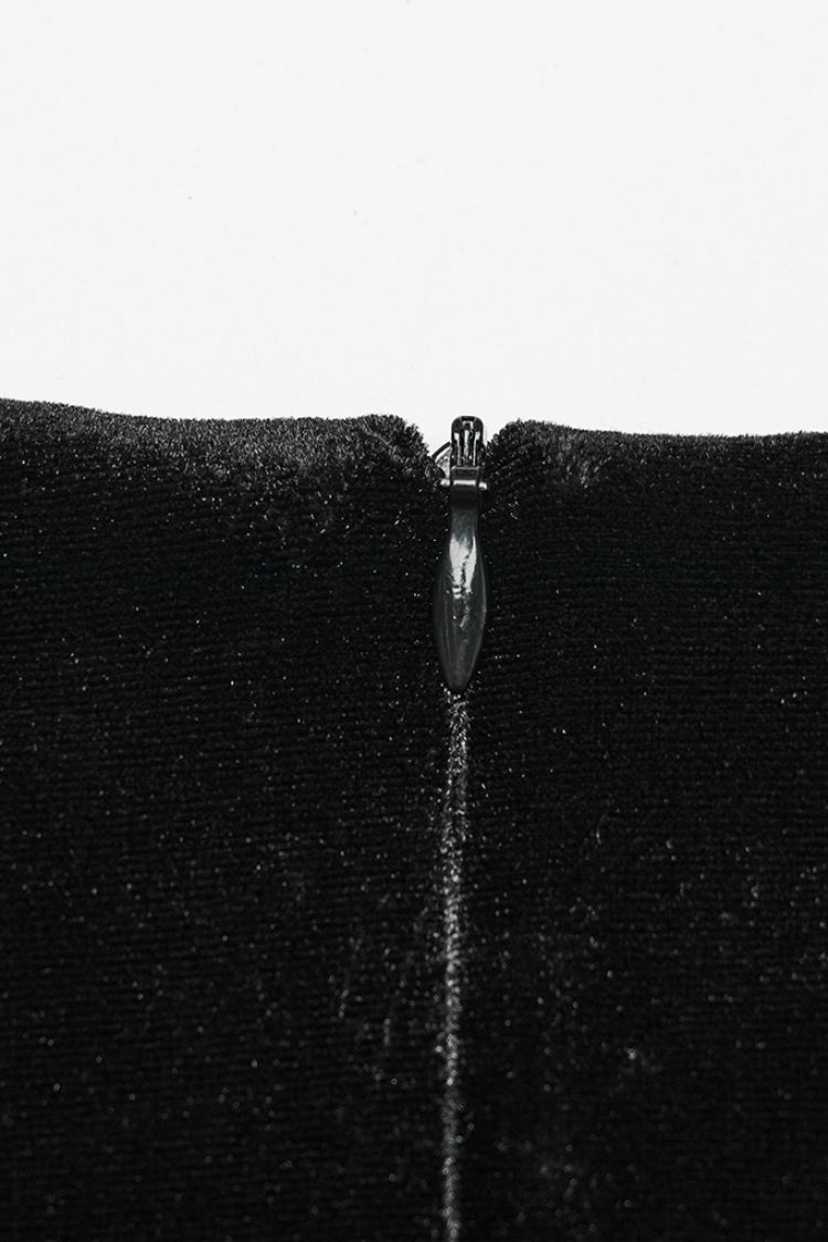 Effortlessly Elegant Garment with a Timeless Design