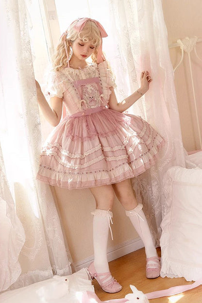 Subtly Elegant Dress with a Refined Vintage Look