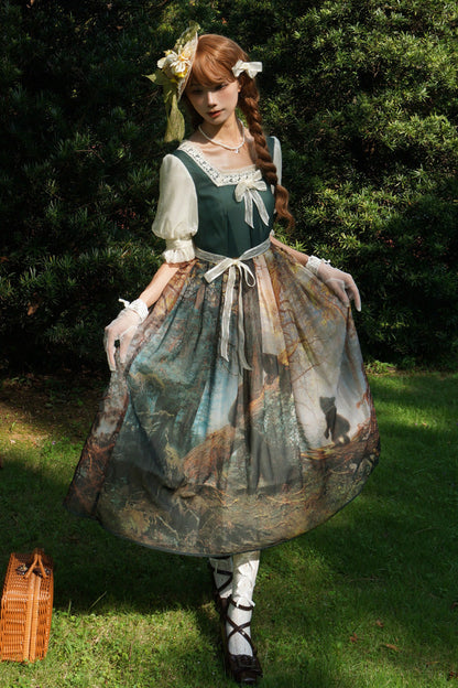 Finely Styled Dress with a Classic Vintage Look