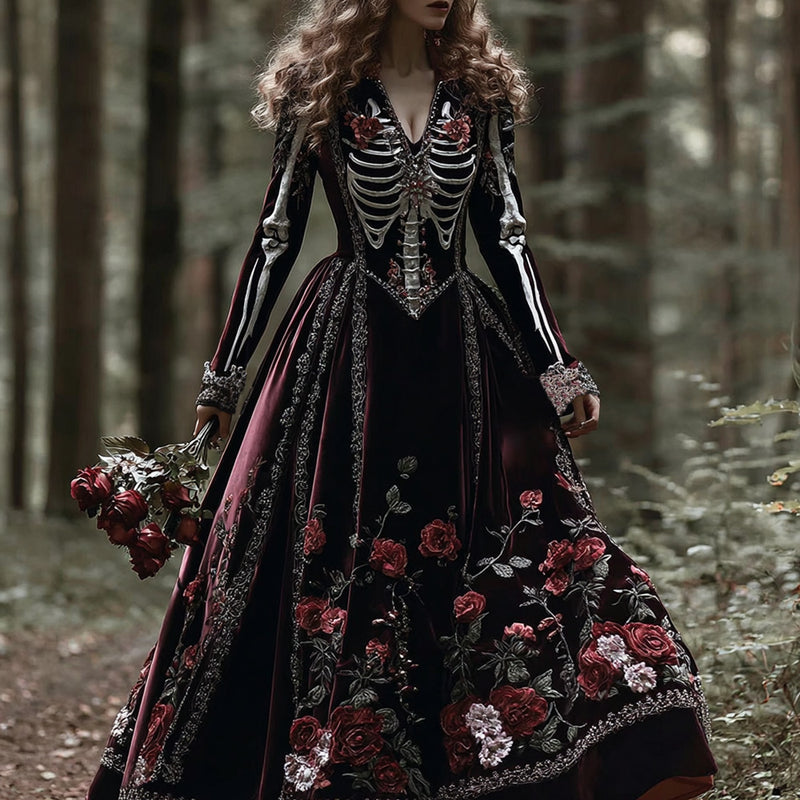 Beautifully Finished Dress in a Timeless Design