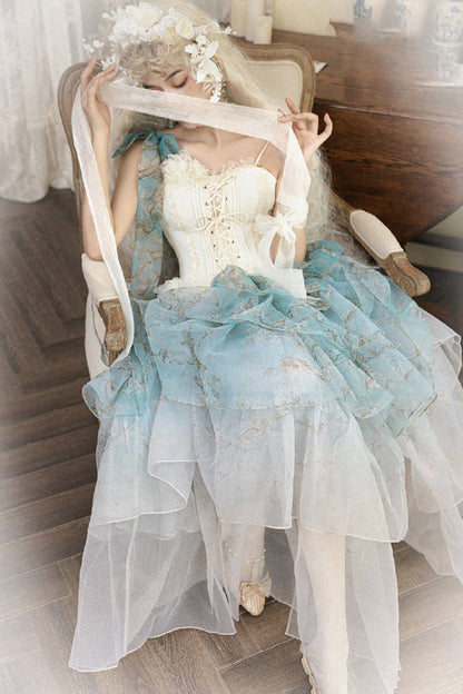 Vintage Style Garment with a Modern Fit