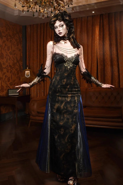 Subtly Elegant Dress with a Refined Vintage Look