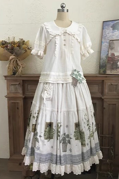 Subtly Elegant Garment with a Refined Vintage Look