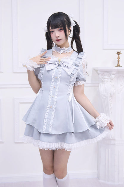 Subtly Elegant Dress with a Refined Vintage Look