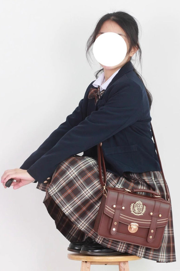 Finely Styled Bag with a Classic Vintage Look