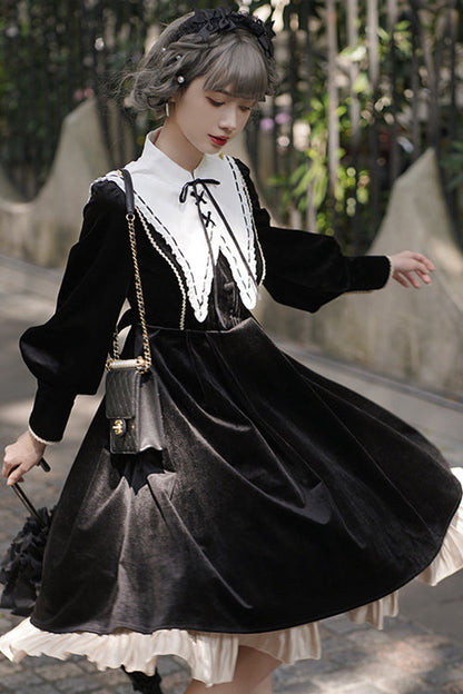 Classic Designed Dress in a Timeless Cut