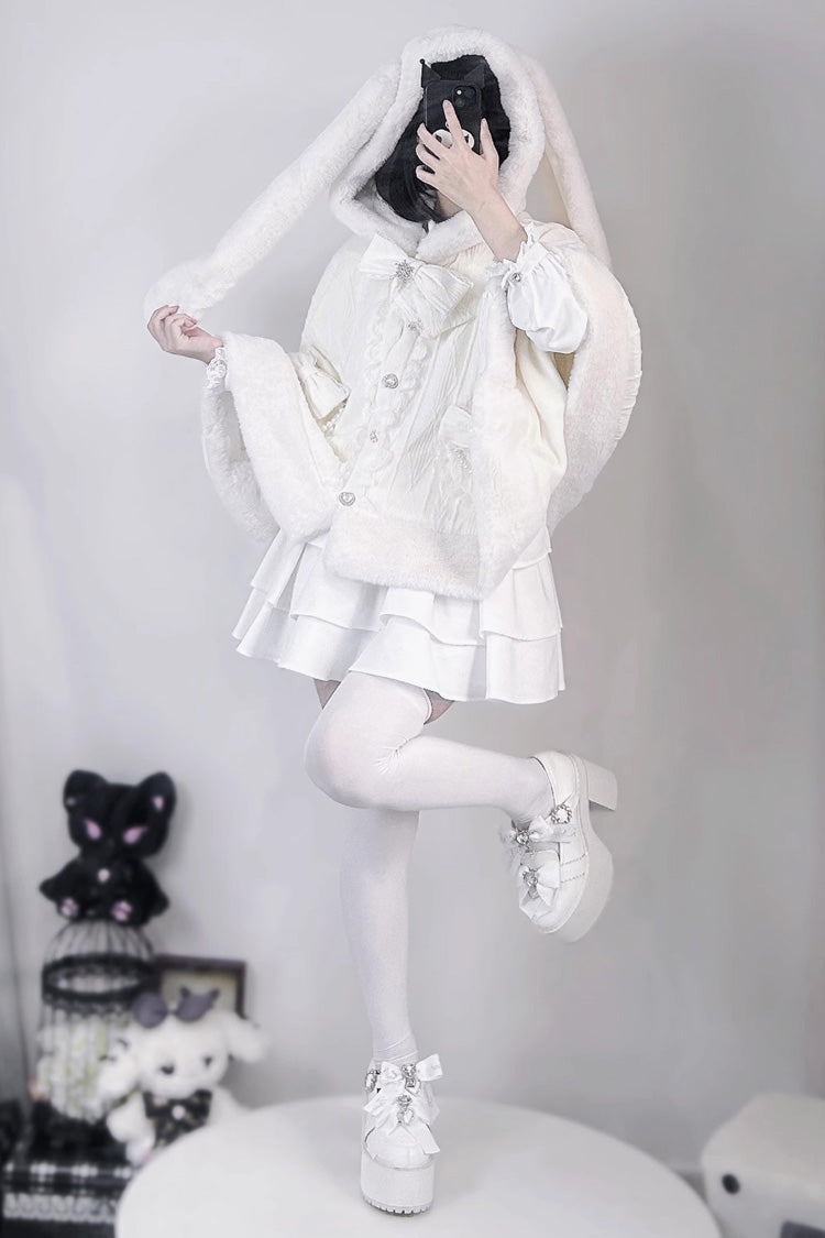 Elegantly Styled Coat for Everyday Wear