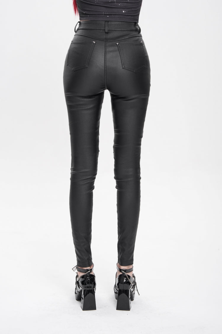 Effortlessly Elegant Pants with a Timeless Design