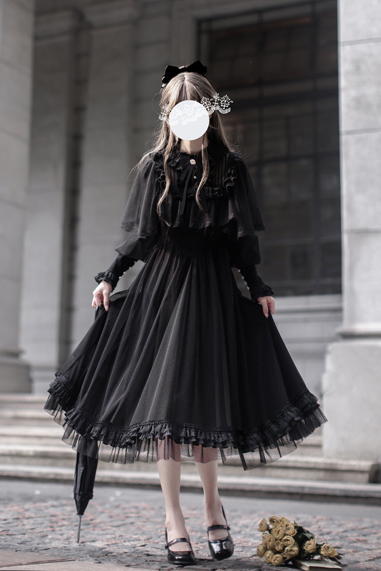 Subtly Elegant Dress with a Refined Vintage Look