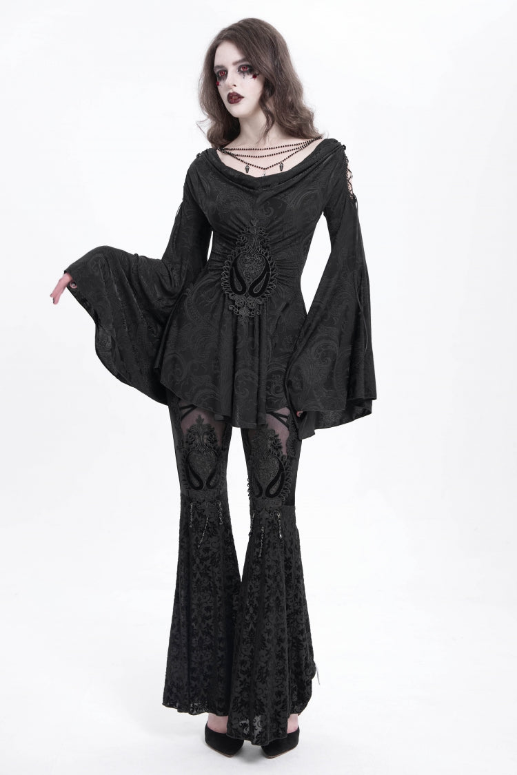 Subtly Elegant Blouse with a Refined Vintage Look