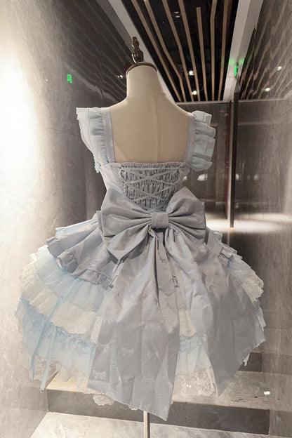 Thoughtfully Designed Dress in a Timeless Style