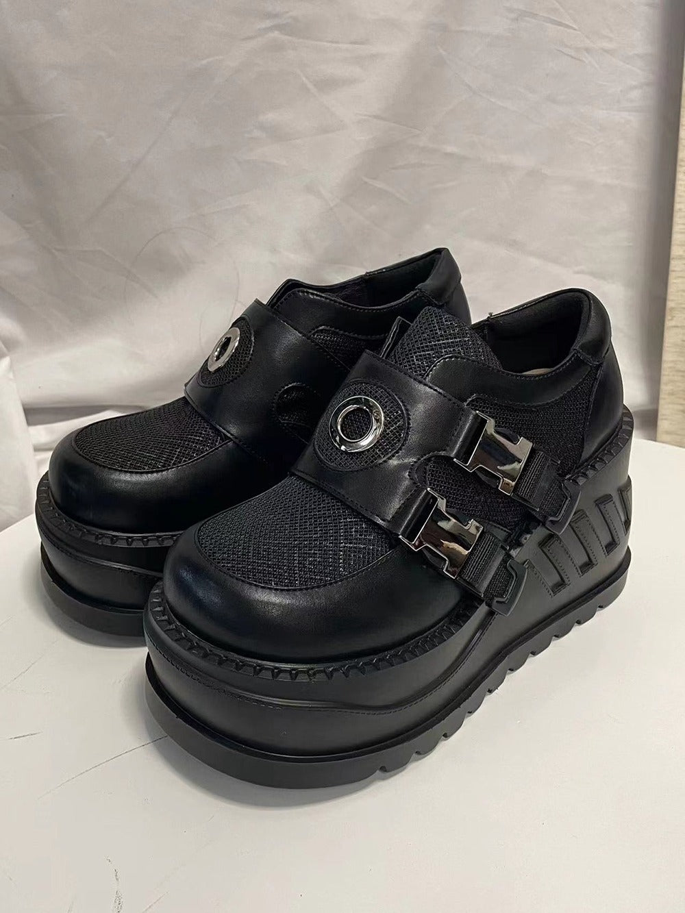 Ring Buckle Power Wedge Sole Shoes