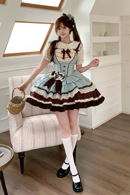 Classic Vintage Dress with a Flattering Fit