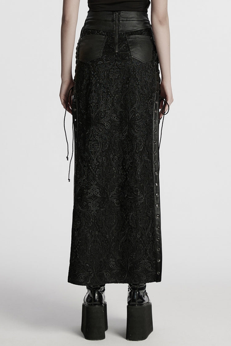 Subtly Elegant Garment with a Refined Vintage Look