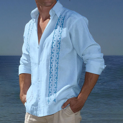 Finely Styled Shirt with a Classic Vintage Look