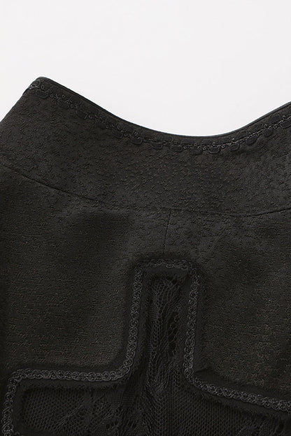 Subtly Elegant Coat with a Refined Vintage Look