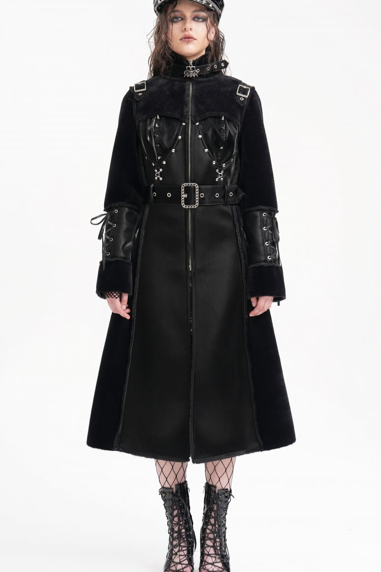 Effortlessly Elegant Coat with a Timeless Design