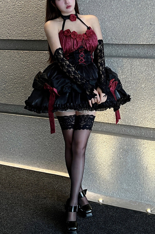 Finely Styled Dress with a Classic Vintage Look