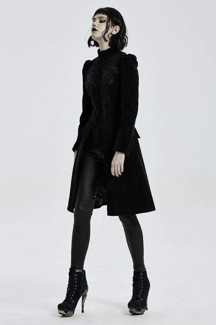 Subtly Elegant Coat with a Refined Vintage Look