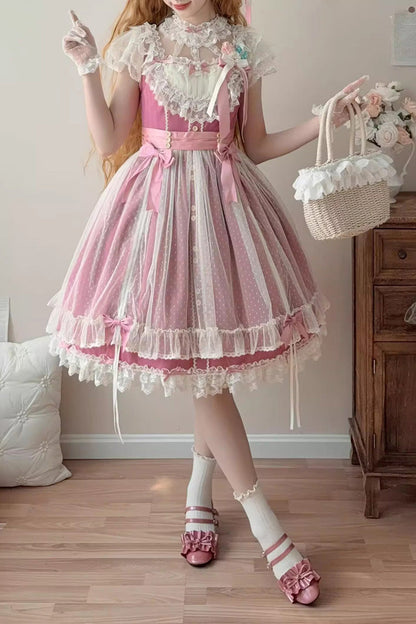 Finely Styled Dress with a Classic Vintage Look