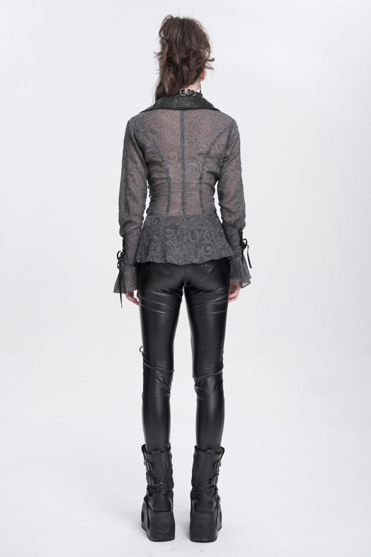 Beautifully Crafted Blouse in a Classic Style