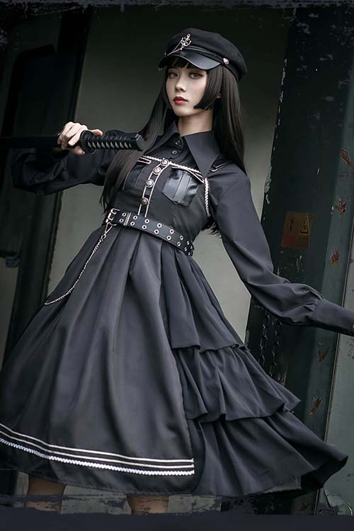 Casually Elegant Dress with a Refined Edge