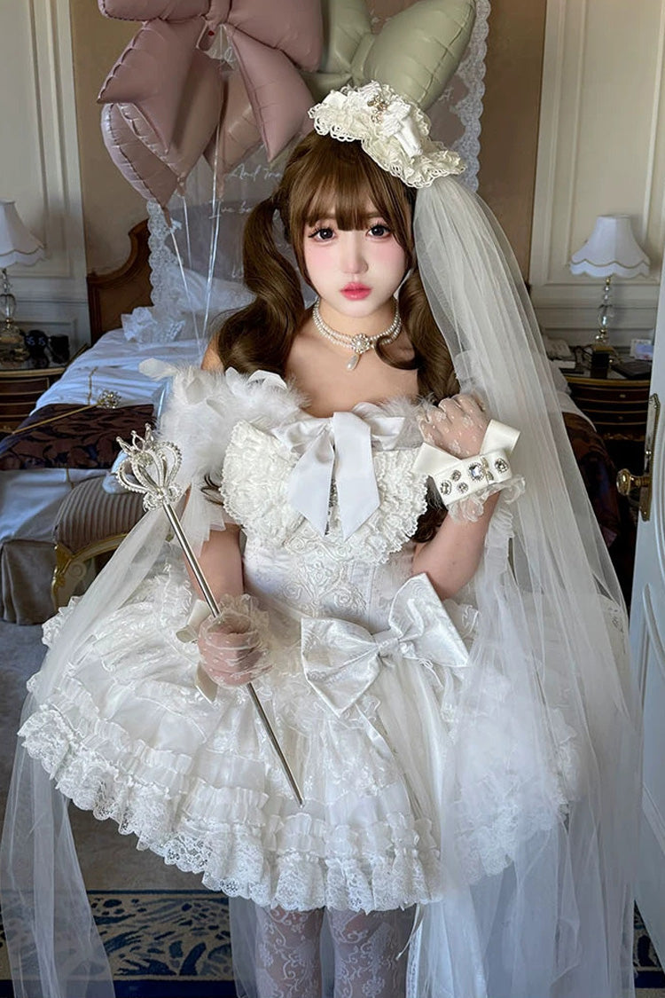 Subtly Elegant Dress with a Refined Vintage Look