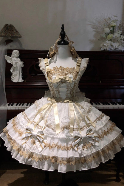 Subtly Elegant Dress with a Refined Vintage Look