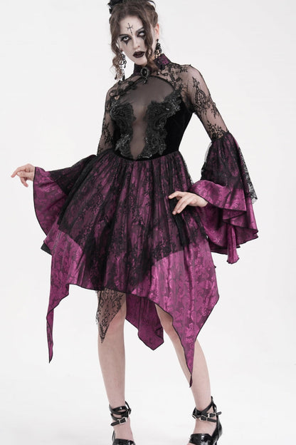 Finely Styled Dress with a Classic Vintage Look