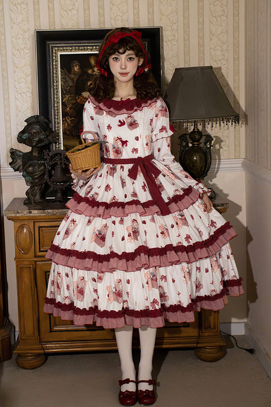Finely Styled Dress with a Classic Vintage Look