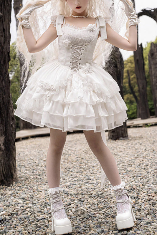 Finely Styled Dress with a Classic Vintage Look