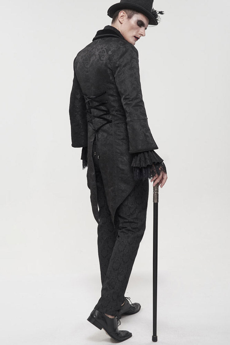 Finely Styled Coat with a Classic Vintage Look