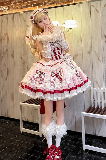 Finely Styled Dress with a Classic Vintage Look