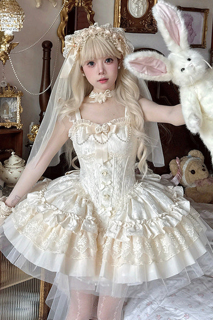 Beautifully Crafted Dress in a Classic Style