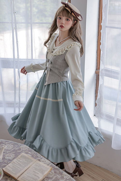 Beautifully Crafted Dress in a Classic Style
