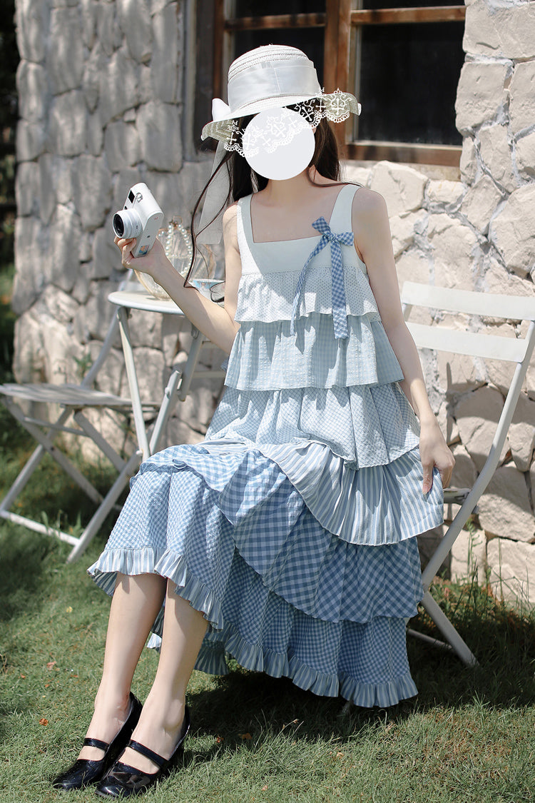 Subtly Elegant Dress with a Refined Vintage Look