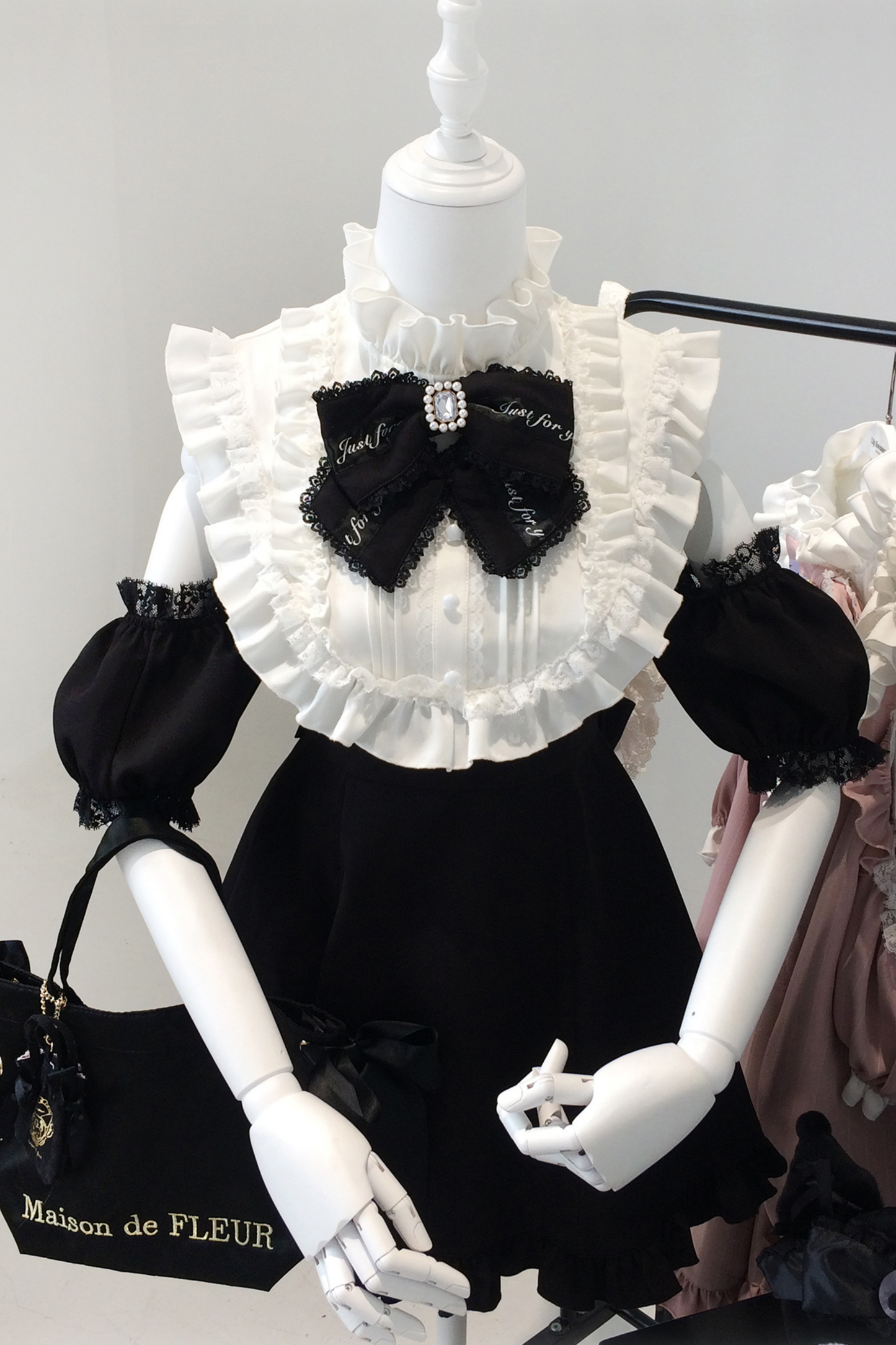 Rose Princess Off-the-shoulder Ruffle Ribbon Top