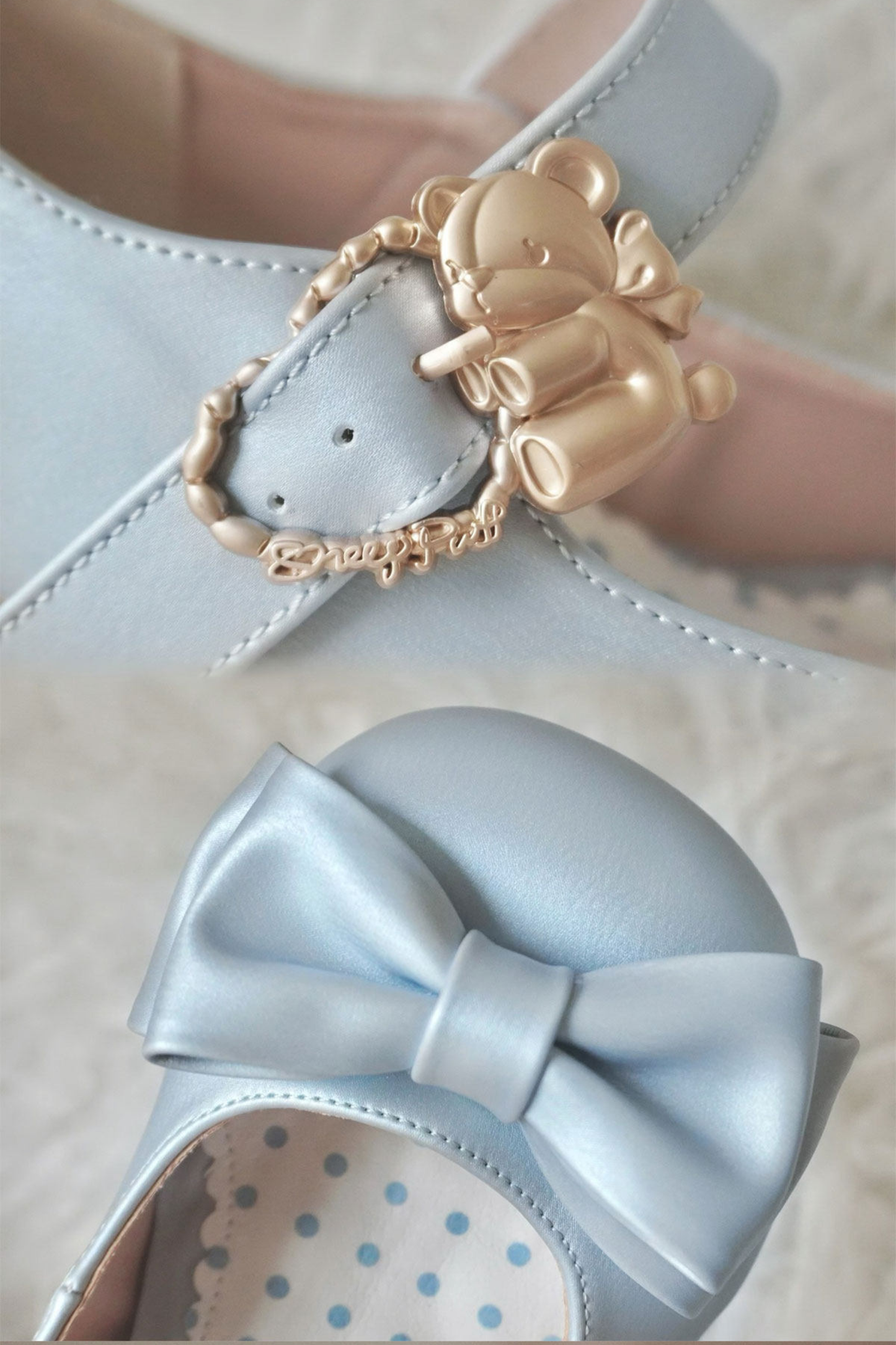 Satin Sheep Puff Ribbon Shoes