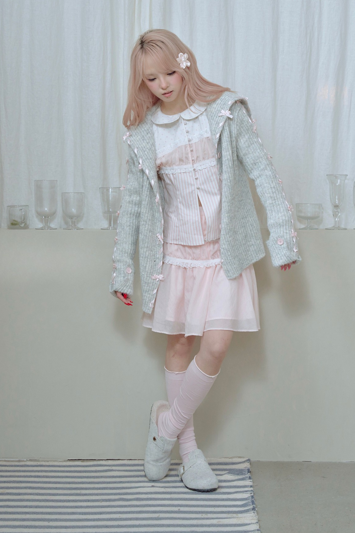 Lace-up Line Ribbon Knit Cardigan