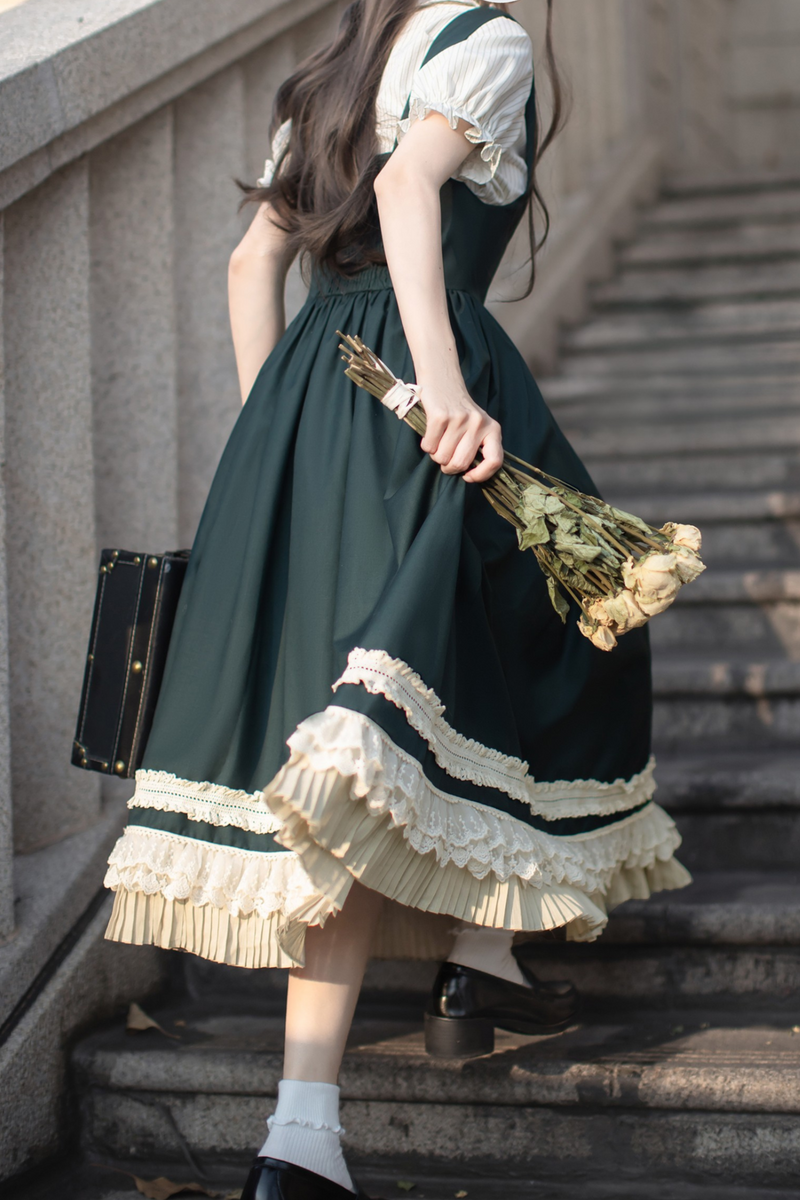 Western-style College Vest Skirt + Puff Sleeve Shirt + Big Ribbon + Brooch
