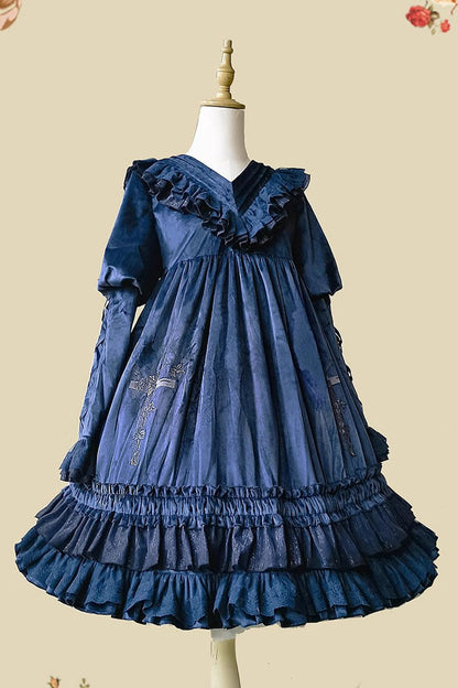 Classic Designed Dress in a Timeless Cut
