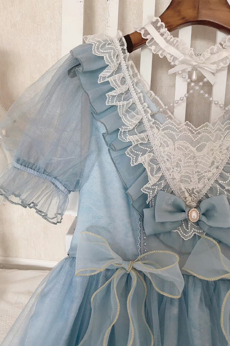 Subtly Elegant Dress with a Refined Vintage Look