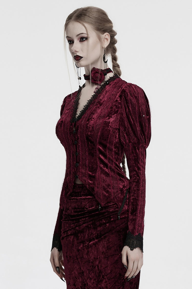 Beautifully Crafted Blouse in a Classic Style