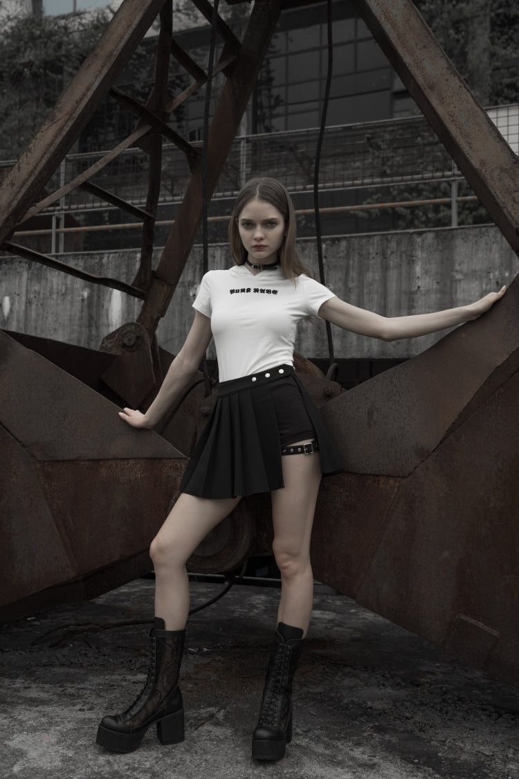 Casually Elegant Garment with a Refined Edge
