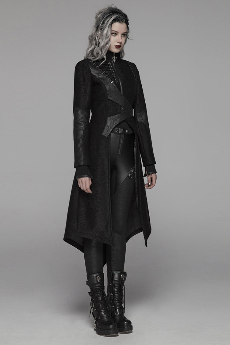 Subtly Elegant Coat with a Refined Vintage Look
