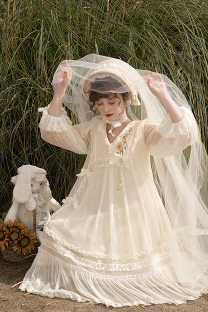 Classic Designed Dress in a Timeless Cut