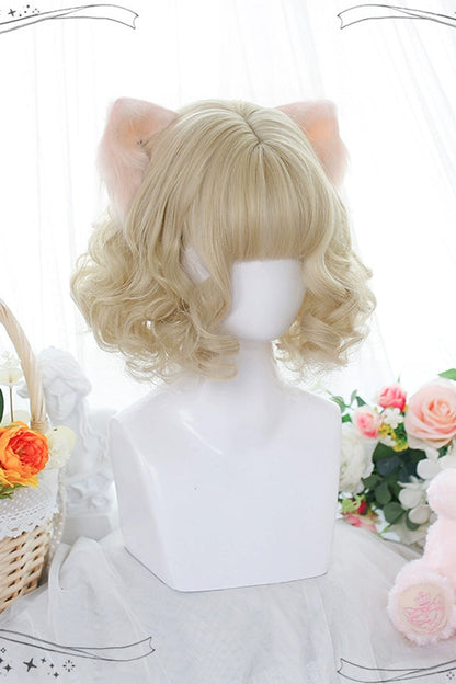 Casually Elegant Garment with a Refined Edge
