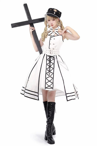 Casually Elegant Garment with a Refined Edge