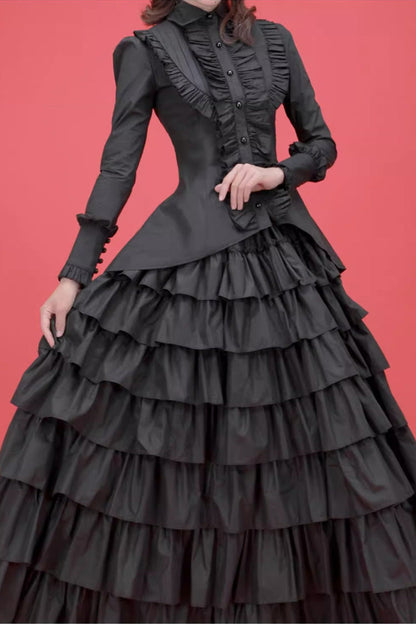 Finely Styled Garment with a Classic Vintage Look