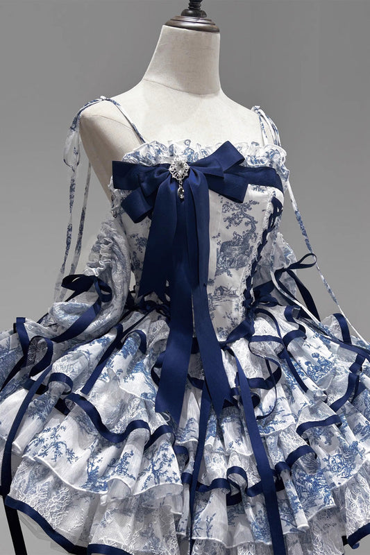 Finely Styled Dress with a Classic Vintage Look